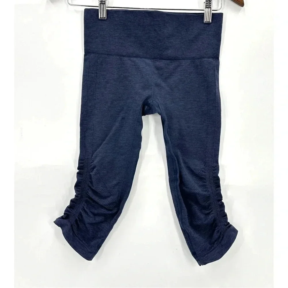 LULULEMON IN THE FLOW CROP II SEAMLESS NAVY CROP SIZE 6